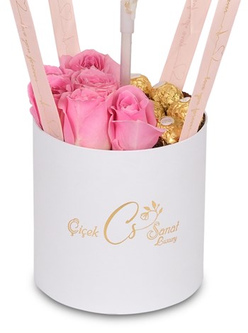 Pinky Roses Gül Balon Kutusu Kişiye Özel