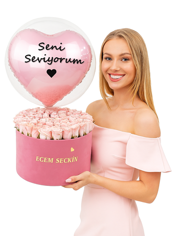 Kadife Dev Kutuda Pembe İthal Güller Balon Kutusu