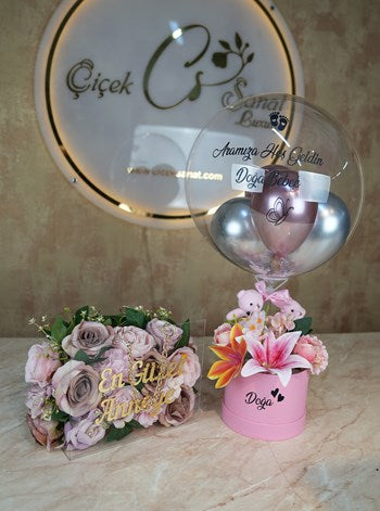 Kişiye Özel Yapay Çiçekli Balon Kutusu Set Vip