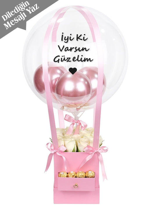 Kare Çekmeceli Kutuda Beyaz Güller ve Çikolata Balon Kutusu