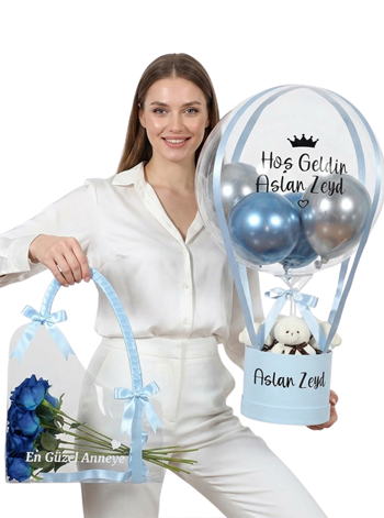 Açık Mavi Balon Kutusu ve Mavi Kalıcı Güller