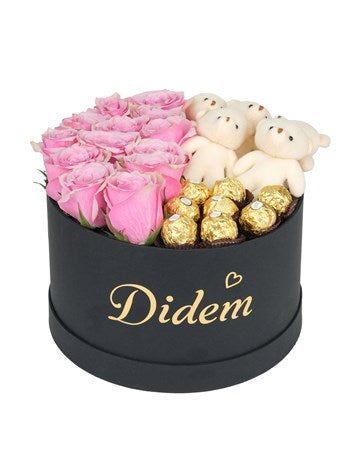 Dina Pembe Güller Ayıcık ve Çikolata