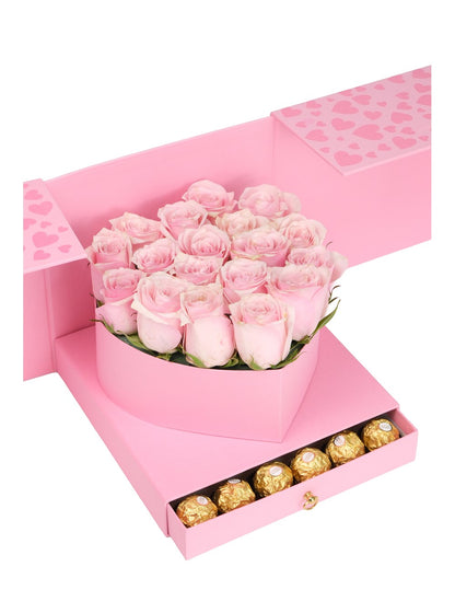 Pembe Kutuda Premium Pembe Güller ve Çikolata