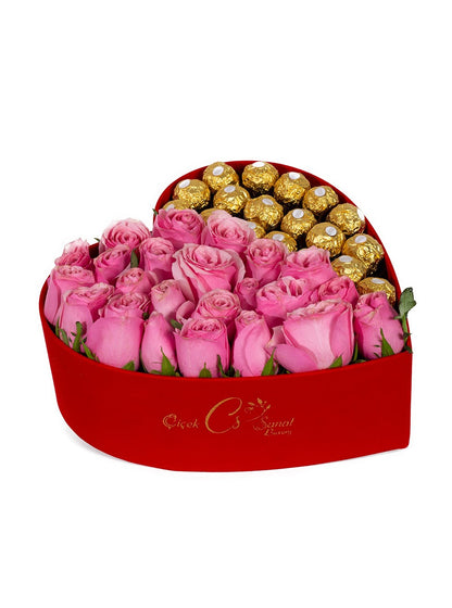 Kırmızı Kadife Kalp Kutu İçerisinde Pembe gül ve Rocher Çikolata
